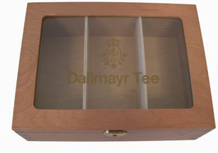 DŘEVĚNÁ KRABICE NA JEDNOPORCOVÝ ČAJ 3 PŘIHRÁDKY