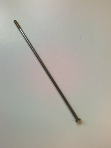 Šrouby do zásob.surovin Luce