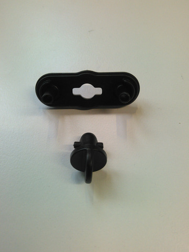 Průchodka mléčných hadiček X9