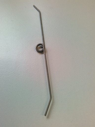 Pružina držáku bloku kelímků Luce